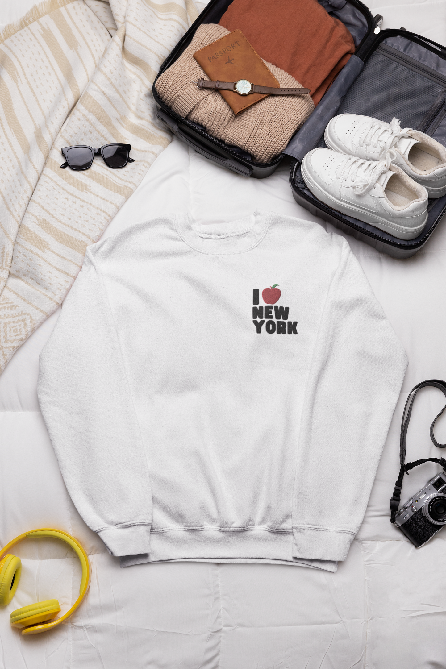 Big Apple Sweatshirt | New York Embroidery | Cozy Cotton Blend